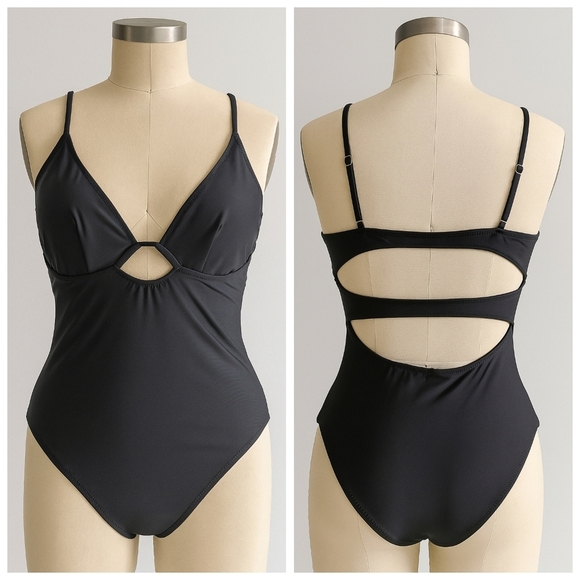 2/$25-NWT Cutout Back & Keyhole Front Black One Piece Size Small Beachsissi - Picture 1 of 10